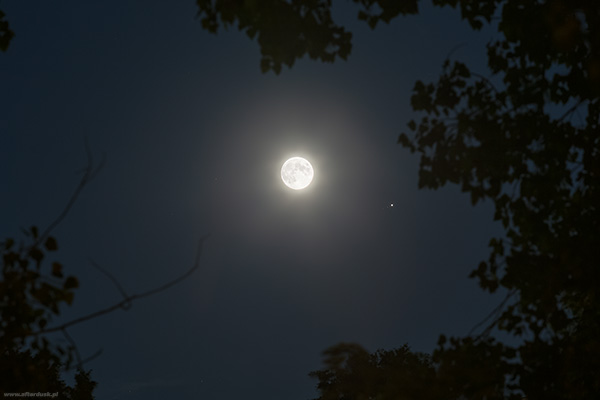 Księżyc i Jowisz 16. czerwca 2019 roku