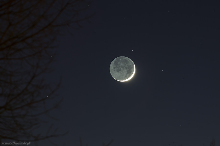 Księżyc 2,5 doby po nowiu