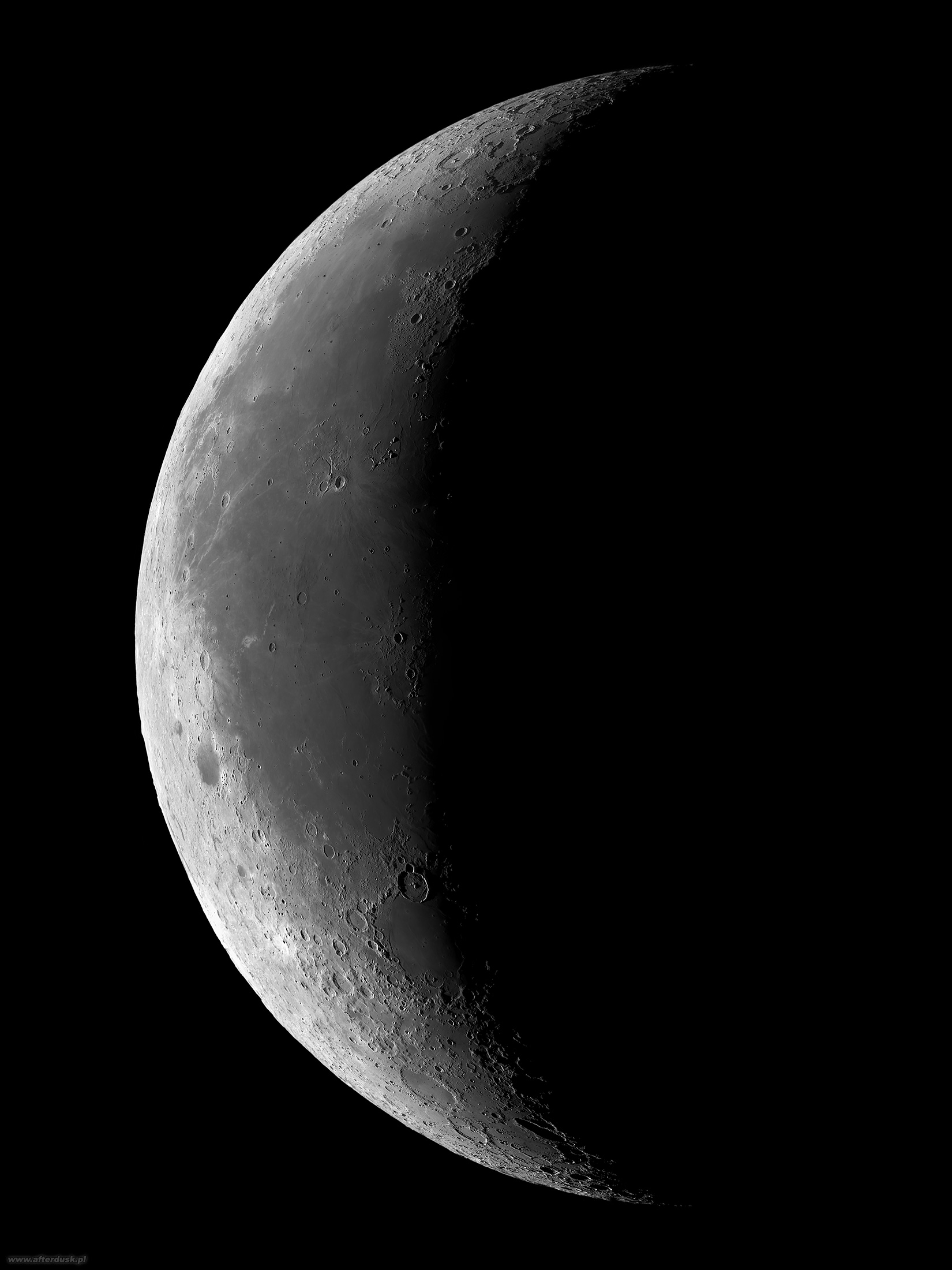 Księżyc, faza 25.5%