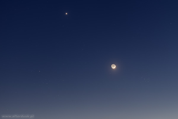 Księżyc, Wenus i Plejady, 22.04.2023, 19:22UT