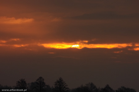 Szczelina w chmurach II